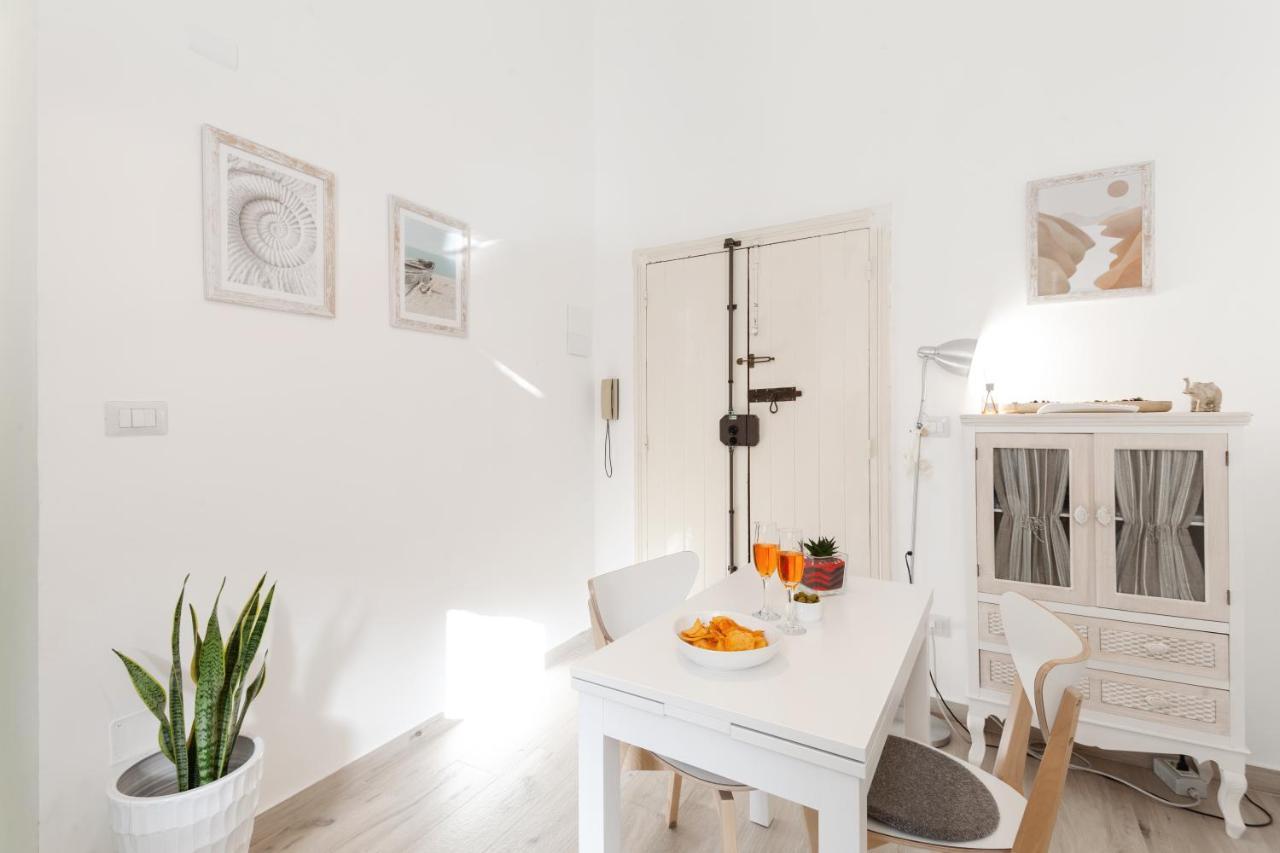 Maison San Michele Lovely Apartment Trani Exterior foto